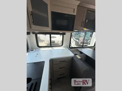 2027 Keystone Cougar Half-Ton 29MBD photo 19