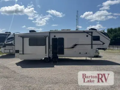 2027 Keystone Cougar Half-Ton 29MBD exterior