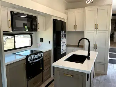 2027 Jayco Eagle 355MBQS photo 8