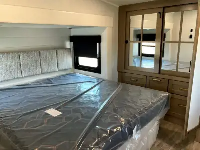 2027 Jayco Eagle 355MBQS photo 24