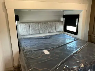 2027 Jayco Eagle 355MBQS photo 25