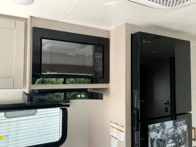 2027 Jayco Jay Flight SLX 321BDS photo 19