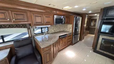 2012 Damon Tuscany Series 42RQ photo 21