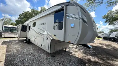 2018 Jayco Eagle Fifth Wheel 355MBQS photo 2