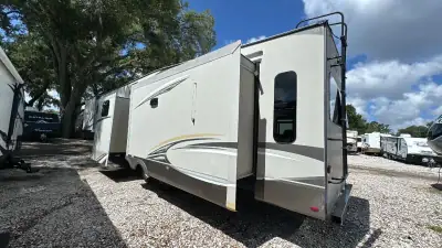 2018 Jayco Eagle Fifth Wheel 355MBQS photo 6