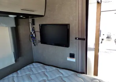 2018 Thor Motor Coach Vegas 25.4 photo 24