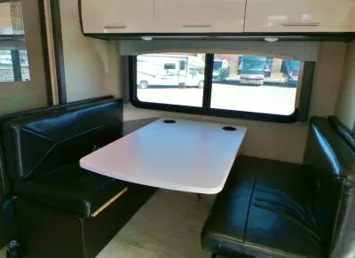 2018 Thor Motor Coach Vegas 25.4 photo 15