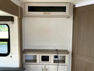 2027 Jayco Jay Flight SLX 262RLS photo 13