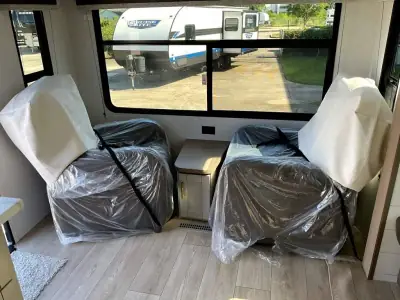 2027 Jayco Jay Flight SLX 262RLS photo 12