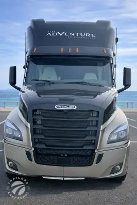 2027 Showhauler Adventure A4502 A4502 photo 4