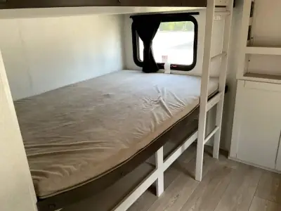 2027 Jayco Jay Flight SLX 321BDS photo 26