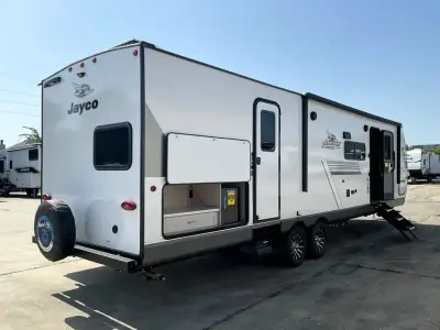 2027 Jayco Jay Flight SLX 321BDS photo 6