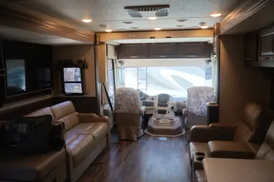 2019 Coachmen MIRADA 350DS photo 21