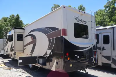2019 Coachmen MIRADA 350DS photo 2