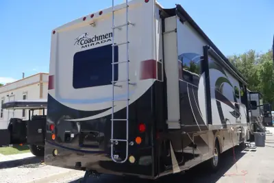 2019 Coachmen MIRADA 350DS photo 3