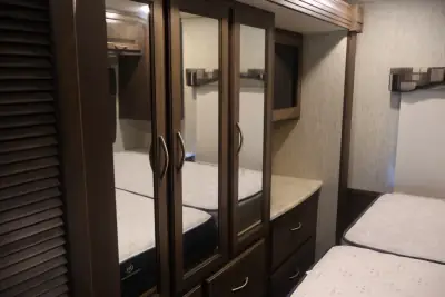 2019 Coachmen MIRADA 350DS photo 18