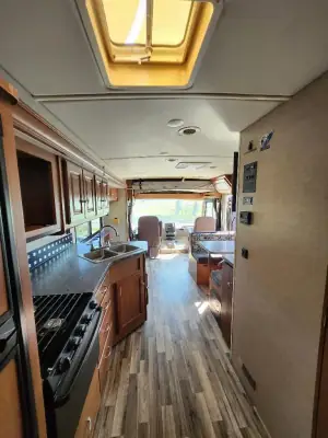 2018 Winnebago VISTA 29VE photo 15