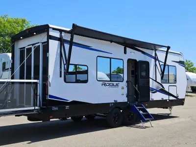 2026 Forest River Cherokee Rogue Armored 25L141 photo 12