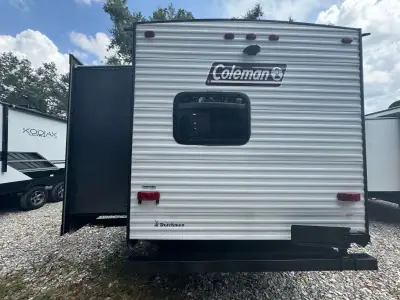 2021 Coleman By Dutchmen Lantern 337BH photo 6