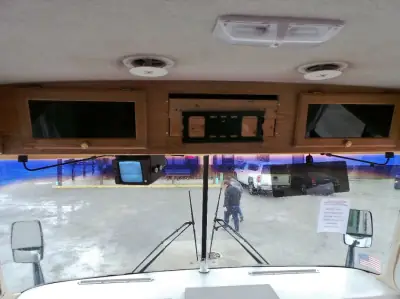 1997 Tiffin Motorhomes Allegro Bus 39 BUS WITH SLIDE photo 5