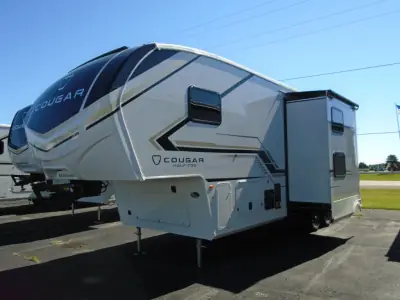 2027 Keystone Cougar Half-Ton 29MBD photo 7