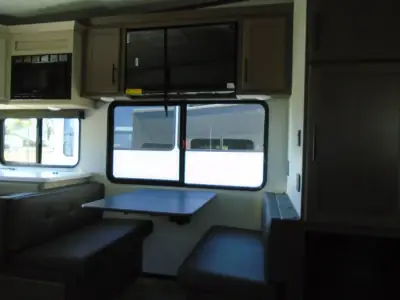 2027 Keystone Cougar Half-Ton 29MBD photo 21