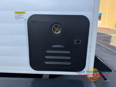 2025 Forest River RV Wildwood Select photo 18