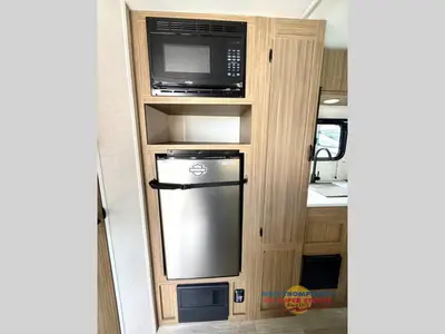 2025 Forest River RV Wildwood Select photo 13
