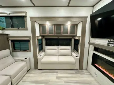2024 Grand Design Solitude 390RK photo 5