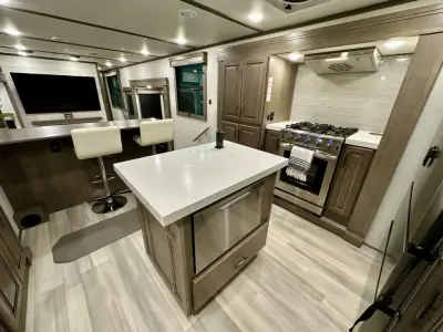 2024 Grand Design Solitude 390RK photo 25