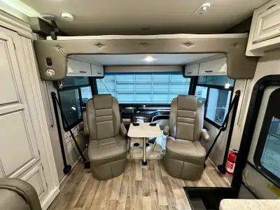 2021 Entegra Coach Vision XL 34B photo 5