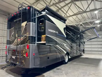 2021 Entegra Coach Vision XL 34B photo 41