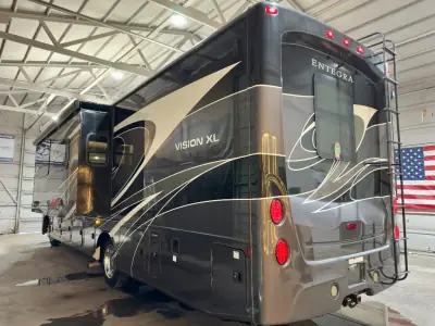 2021 Entegra Coach Vision XL 34B photo 42