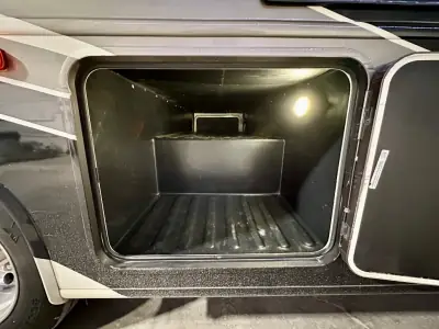 2021 Entegra Coach Vision XL 34B photo 39