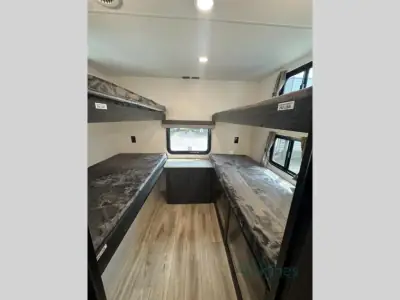 2026 Venture Sienna SA281VQB photo 6