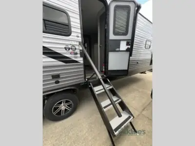 2026 Coachmen Catalina Legacy Edition 293TQBSCK photo 16