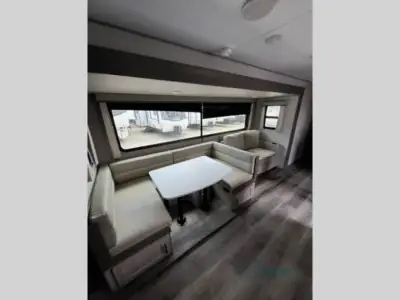2026 Coachmen Catalina Legacy Edition 293TQBSCK photo 5