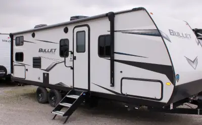 2022 Keystone Bullet Crossfire 2430BH photo 3