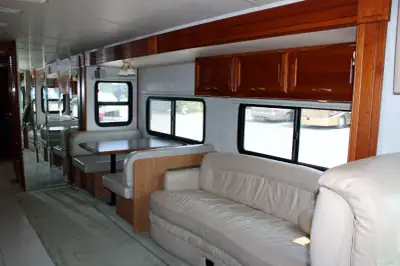 2003 American Coach AMERICAN COACH SELL PENDING TRADITION 40M photo 18