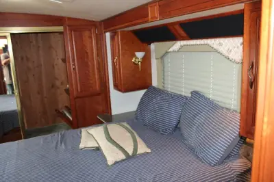 2003 American Coach AMERICAN COACH SELL PENDING TRADITION 40M photo 29