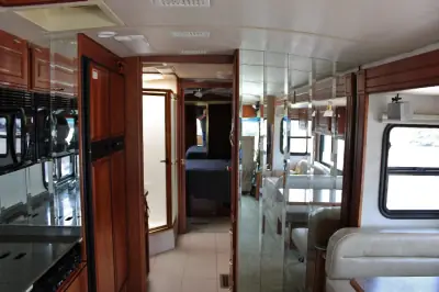2003 American Coach AMERICAN COACH SELL PENDING TRADITION 40M photo 36