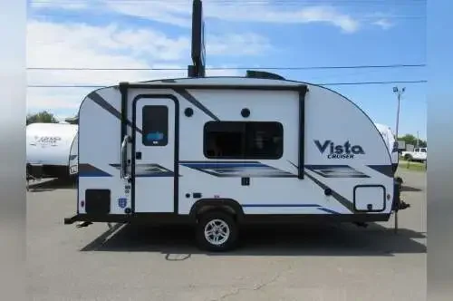 2025 Gulf Stream Vista Cruiser 17SCD exterior