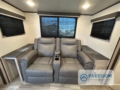 2023 Coachmen Northern Spirit Ultra Lite 1943RB photo 16
