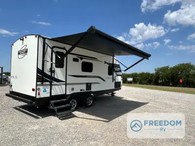 2023 Coachmen Northern Spirit Ultra Lite 1943RB photo 13