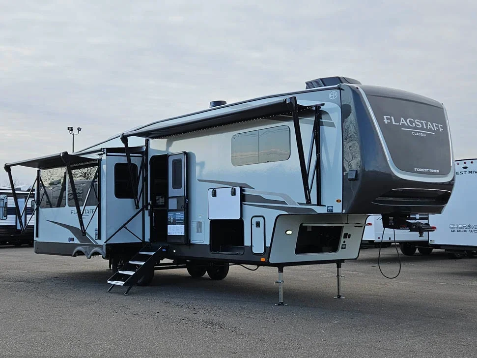 2026 Forest River Flagstaff Classic 371RK exterior