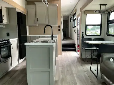 2027 K-Z RIDGEWAY 36MBL photo 10
