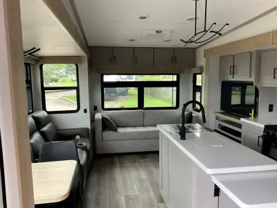 2027 K-Z RIDGEWAY 36MBL photo 6