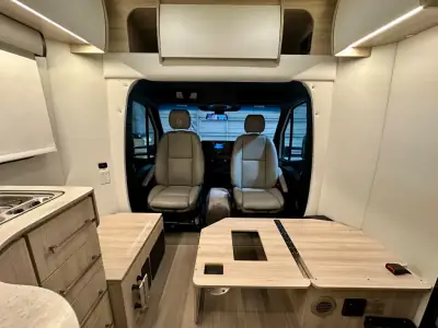 2022 Leisure Travel Unity U24TB photo 12