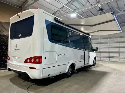 2022 Leisure Travel Unity U24TB photo 46
