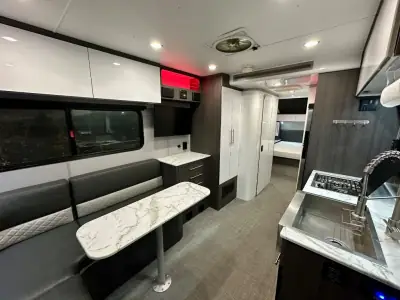 2023 Intech O-V-R Navigate photo 3